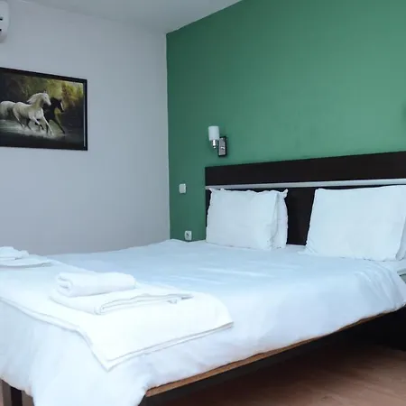 Konzuli Gasthuis 3*
