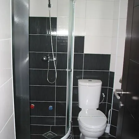 Gasthuis Konzuli 3*